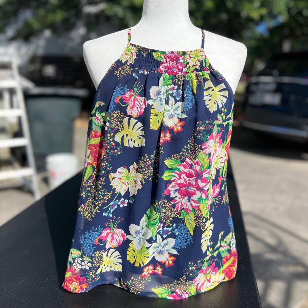 Floral navy flowy